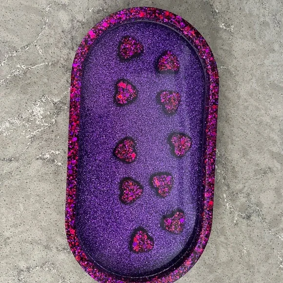 Hand Crafted Glitter Heart Trays - Purple, Pink, Green - Picture 4 of 5